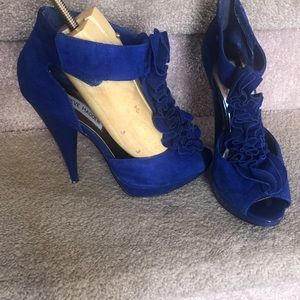 Steve Madden shoes, blue, size 7.